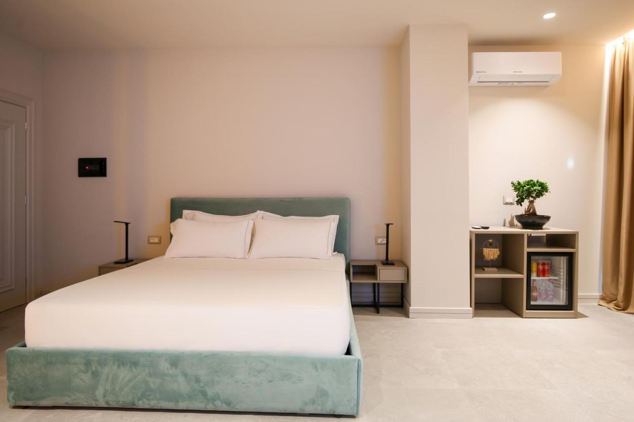 Toto Hotel & Apartments Radhime Exterior photo