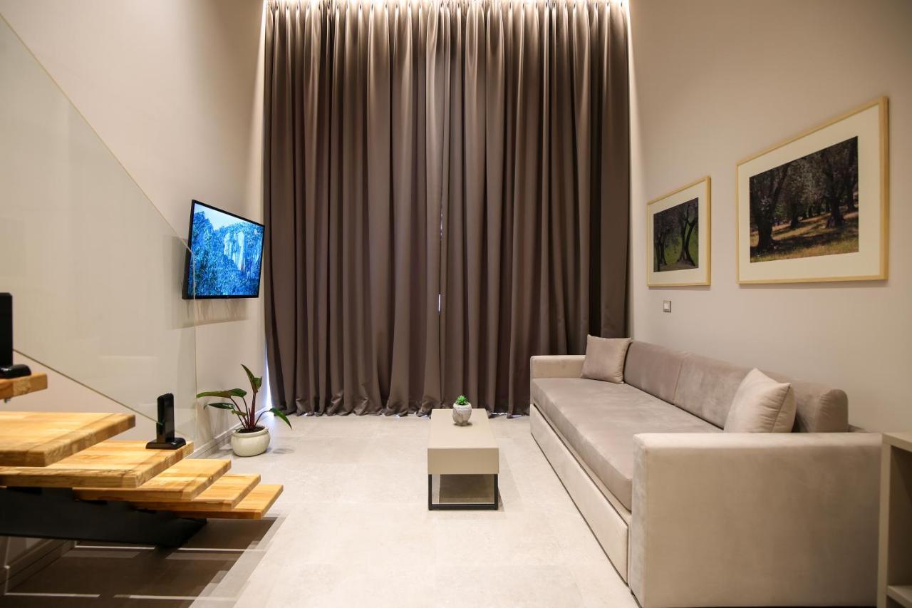 Toto Hotel & Apartments Radhime Exterior photo